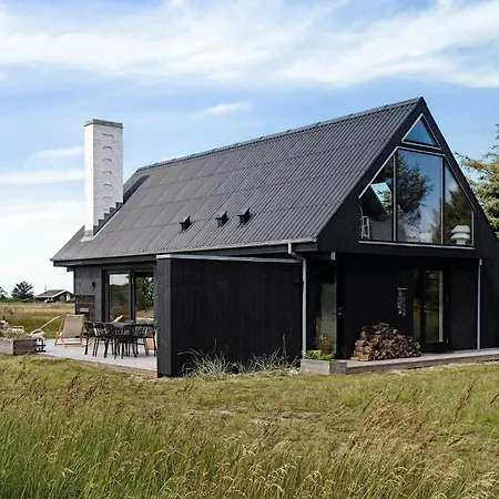 Feriehus Untamed Nature And Stars In Tversted By Sea